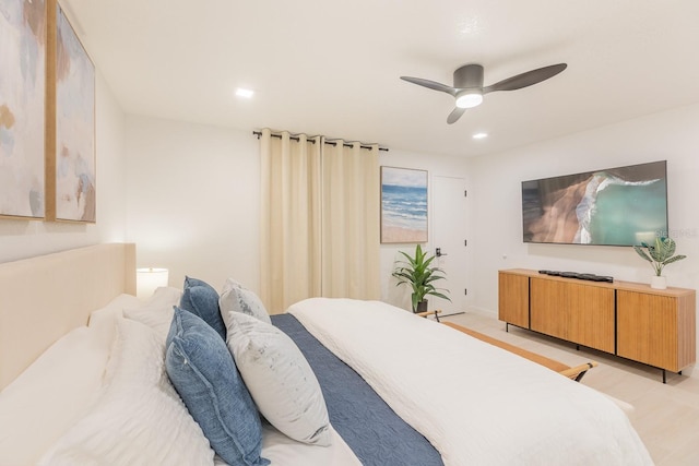 701 S Atlantic Ave Unit Ut21, New Smyrna Beach, FL 32169 - bedroom with recessed lighting, baseboards, and ceiling fan