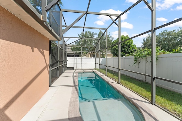 13768 Bluebird Pond Rd, Windermere, FL 34786 - view of swimming pool featuring a fenced backyard, a patio, and glass enclosure