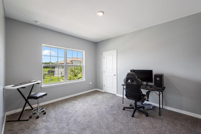 1551 Gateway Ln, Kissimmee, FL 34746 - carpeted office with baseboards