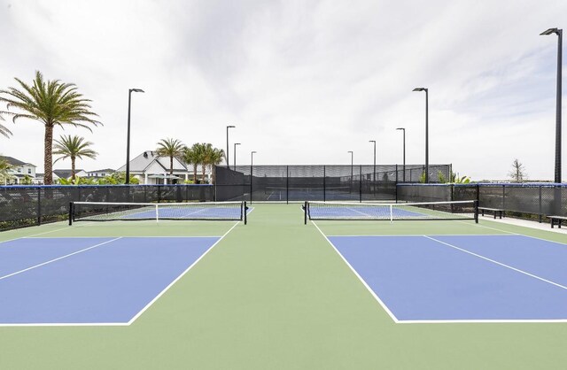 1667 Eaglehurst Ln, Apopka, FL 32703 - view of tennis court with community basketball court