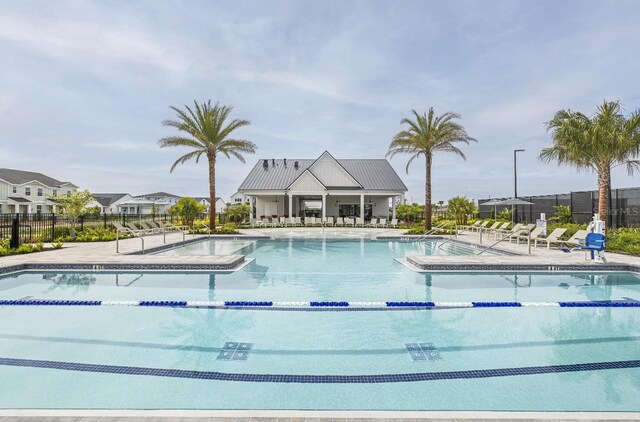 1667 Eaglehurst Ln, Apopka, FL 32703 - community pool featuring a patio area