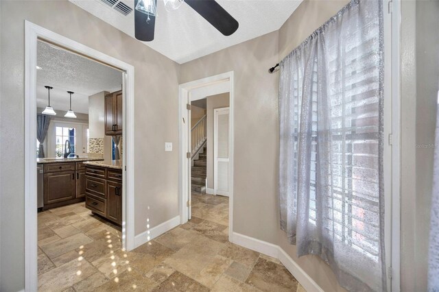 4239 Brentwood Park Cir, Tampa, FL 33624 - photo 11
