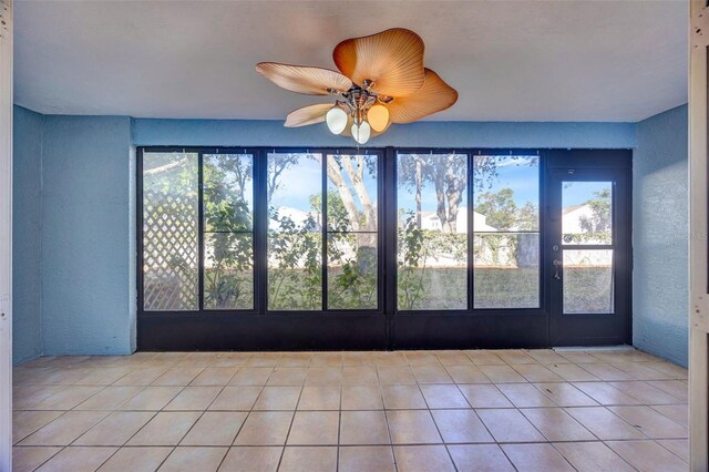 4239 Brentwood Park Cir, Tampa, FL 33624 - photo 21