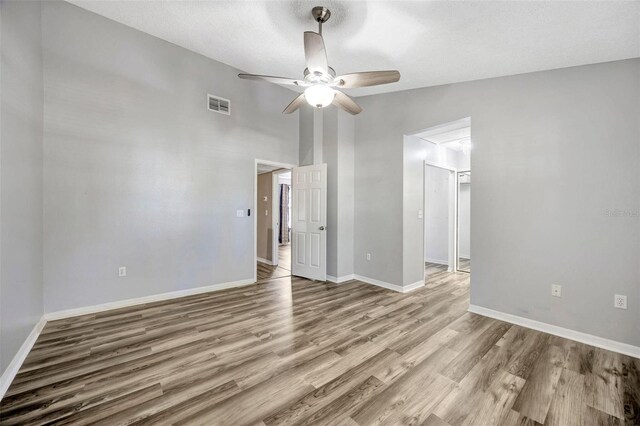 4239 Brentwood Park Cir, Tampa, FL 33624 - photo 30