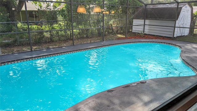 2804 Clearfield Ave, Orlando, FL 32808 - swimming pool with glass enclosure and a shed