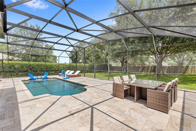 25537 High Hampton Cir, Sorrento, FL 32776 - view of pool featuring a patio area, outdoor dining area, and glass enclosure