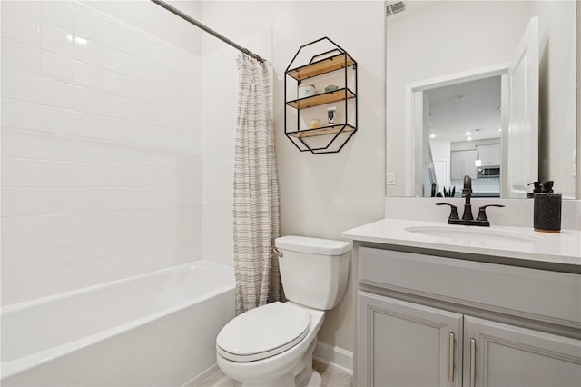 2279 Mountain Pine St, Ocoee, FL 34761 - full bathroom featuring vanity and shower / tub combo with curtain