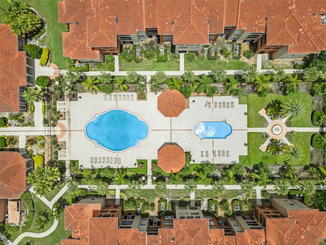 5512 Metrowest Blvd Unit 201, Orlando, FL 32811 - drone / aerial view of a pool