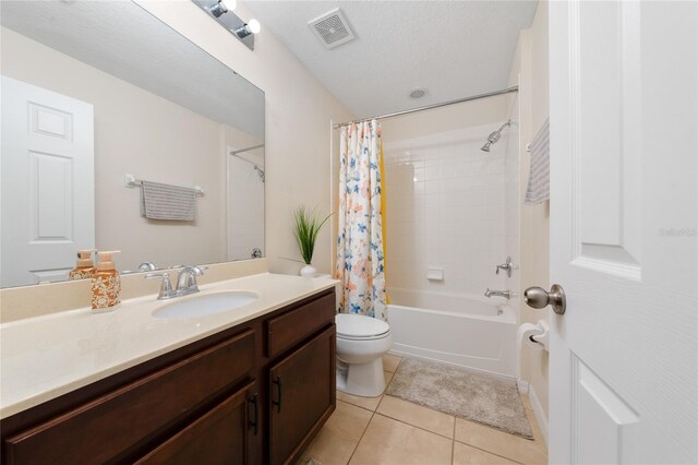 3508 Brighton Park Cir, Belle Isle, FL 32812 - full bath featuring toilet, vanity, shower / bath combo, and tile patterned floors
