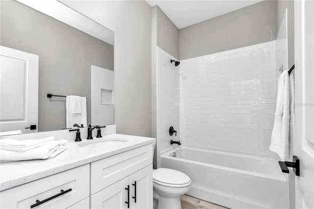 23430 SW Neptune Blvd, Dunnellon, FL 34431 - full bath featuring vanity, toilet, and shower / bathtub combination