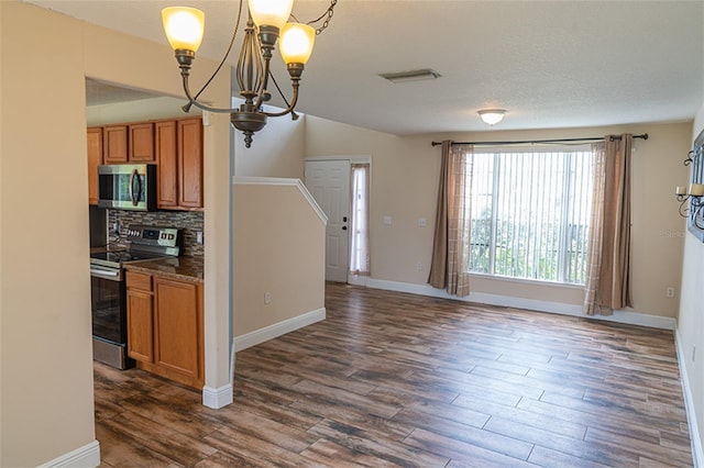 1001 Dampierre Ct, Kissimmee, FL 34759 - photo 8