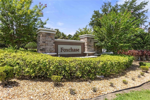 3637 Foxchase Dr, Clermont, FL 34711 - view of community sign