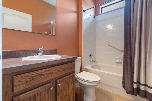 3637 Foxchase Dr, Clermont, FL 34711 - full bath featuring shower / bath combination with curtain, vanity, and tile patterned flooring