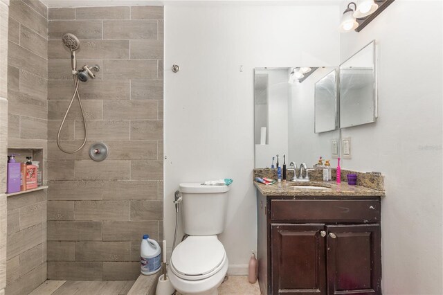 3280 Pinto Dr, Kissimmee, FL 34746 - bathroom with vanity and a tile shower