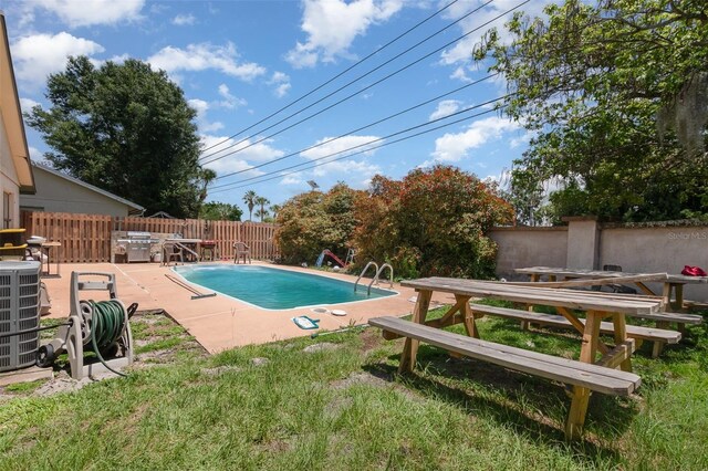 3280 Pinto Dr, Kissimmee, FL 34746 - view of pool with a fenced backyard and a patio area