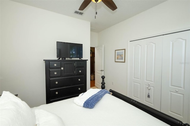 3574 La Jolla Dr, Clermont, FL 34711 - bedroom featuring a closet and ceiling fan