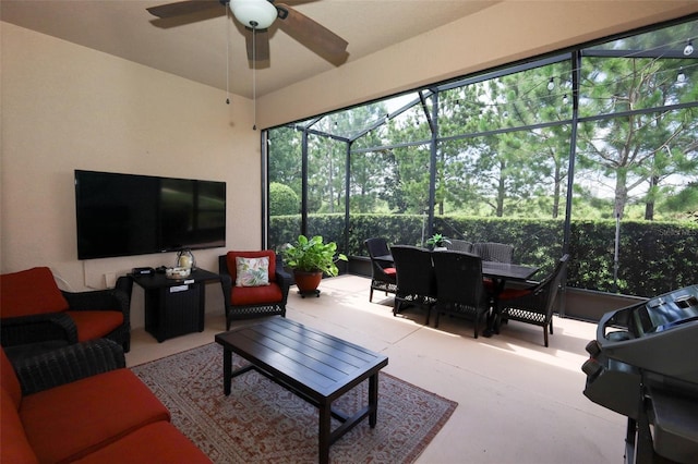 3574 La Jolla Dr, Clermont, FL 34711 - living area with a sunroom and a ceiling fan
