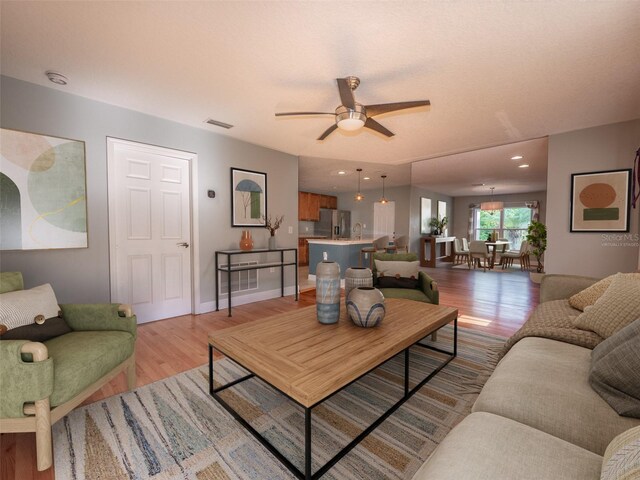 2100 Forest Cir, Orlando, FL 32803 - photo 11