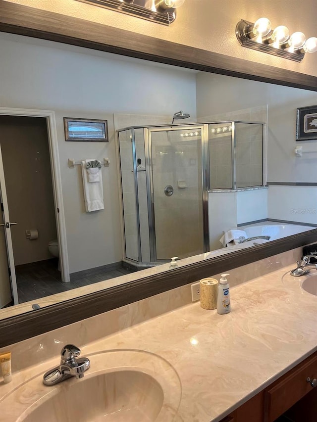 160 Calabay Parc Blvd, Davenport, FL 33897 - bathroom featuring double vanity, a shower stall, and a tub to relax in