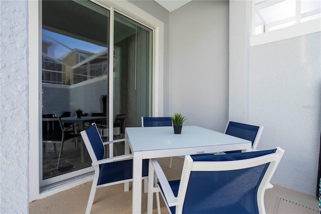 1070 Splash Shot Pl, Davenport, FL 33896 - balcony with outdoor dining area