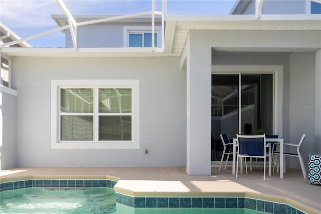 1070 Splash Shot Pl, Davenport, FL 33896 - swimming pool with a patio and a lanai