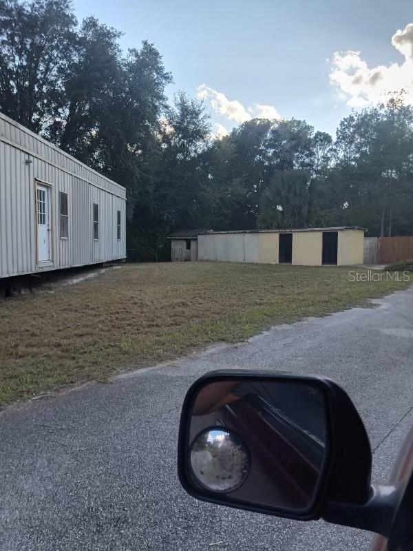 18654 SE 22nd Pl, Silver Springs, FL 34488 - photo 1