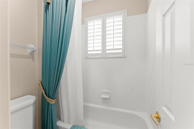 600 Egret Place Dr, Winter Garden, FL 34787 - bathroom with shower / bath combination with curtain and toilet
