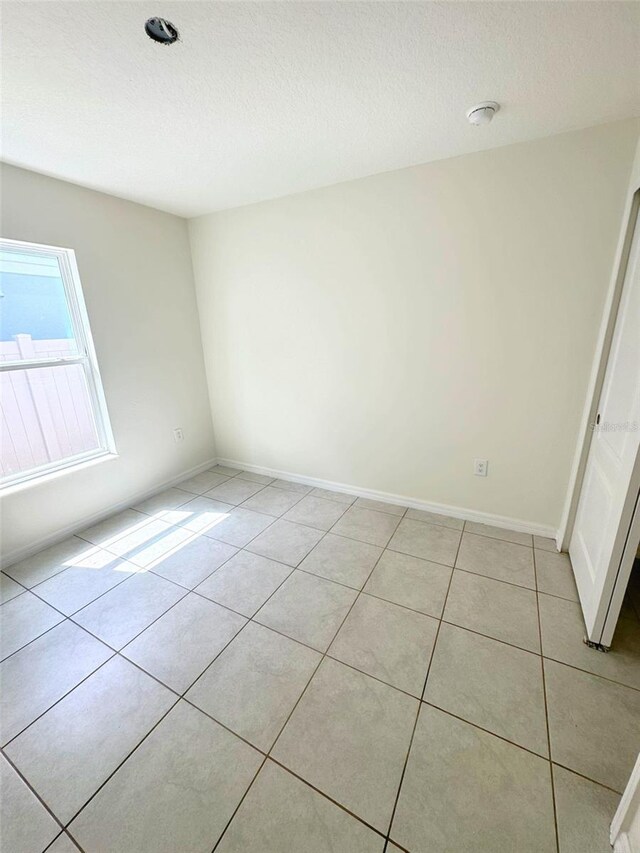 1557 Venice Ln, Davenport, FL 33896 - photo 4