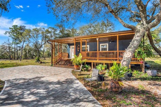 40140 Swift Rd, Eustis, FL 32736 - view of front of home featuring ceiling fan