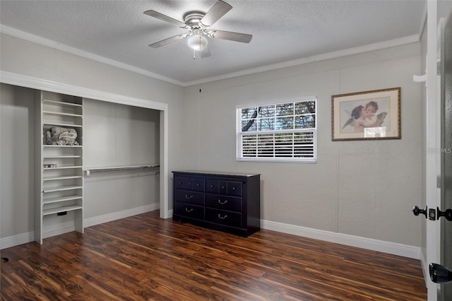 40140 Swift Rd, Eustis, FL 32736 - unfurnished bedroom featuring wood finished floors, crown molding, a textured ceiling, a closet, and ceiling fan