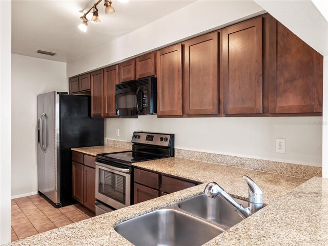 507 Northlake Dr Unit 507, Sanford, FL 32773 - photo 11