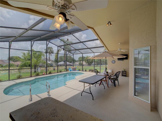 456 Old Bridge Cir, Davenport, FL 33897 - outdoor pool with a ceiling fan, a patio, and a lanai