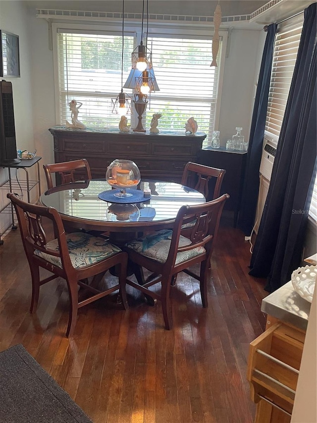 578 3rd St, Daytona Beach, FL 32117 - dining room with dark wood finished floors