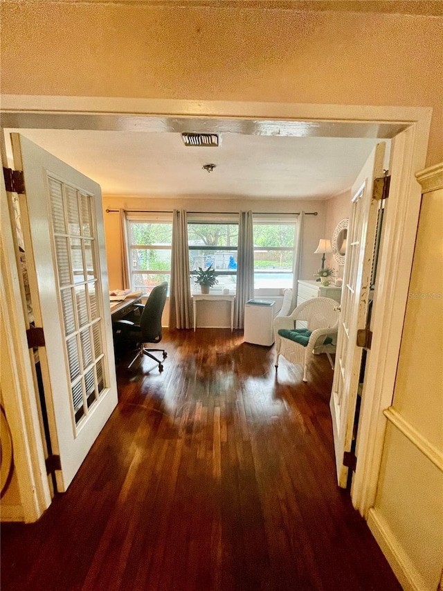 578 3rd St, Daytona Beach, FL 32117 - office space with wood finished floors and plenty of natural light