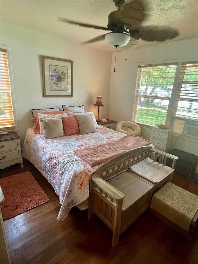 578 3rd St, Daytona Beach, FL 32117 - bedroom with wood finished floors and ceiling fan