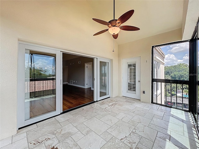 204 Quayside Cir Unit 601, Maitland, FL 32751 - unfurnished sunroom featuring vaulted ceiling