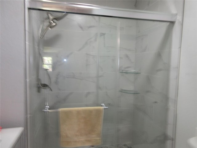 362 White Marsh Cir, Orlando, FL 32824 - full bathroom with a stall shower