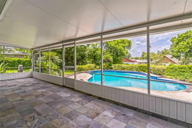403 Broadview Ave, Altamonte Springs, FL 32701 - view of swimming pool featuring a patio