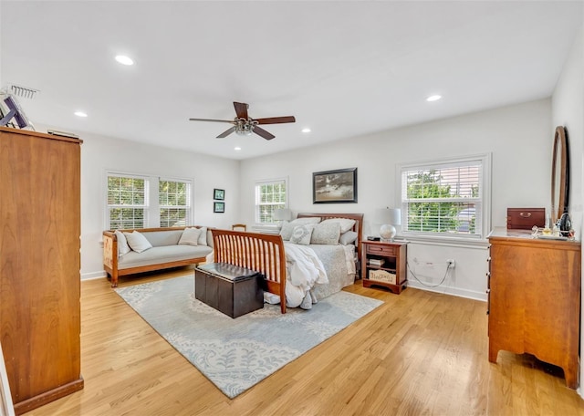 624 Richmond St, Orlando, FL 32806 - bedroom featuring light wood-style floors, recessed lighting, and a ceiling fan