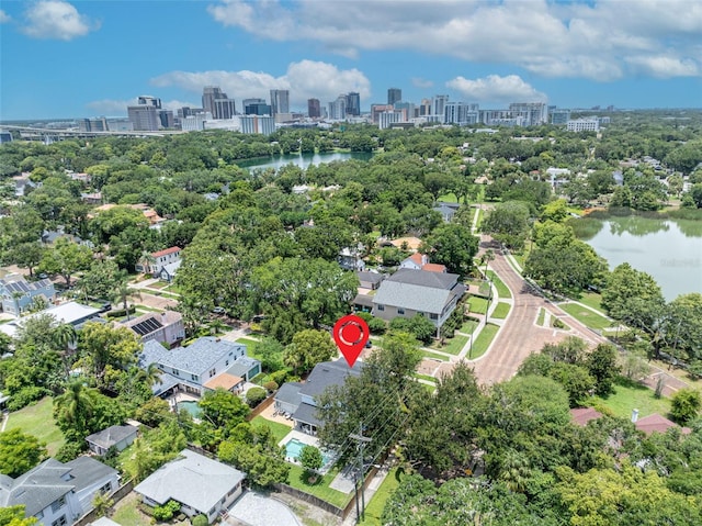 624 Richmond St, Orlando, FL 32806 - aerial view of a nearby body of water and skyline