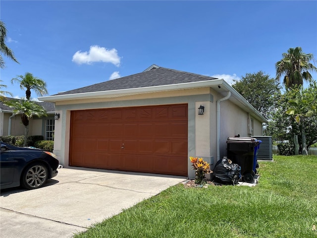 2421 Queenswood Cir, Kissimmee, FL 34743 - view of side of home with stucco siding, driveway, a yard, a garage, and a shingled roof
