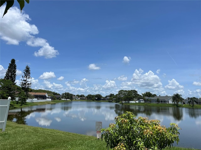 2421 Queenswood Cir, Kissimmee, FL 34743 - water view