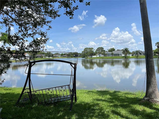 2421 Queenswood Cir, Kissimmee, FL 34743 - water view