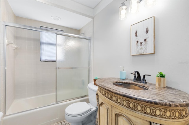 1736 Saxon Blvd, Deltona, FL 32725 - full bath with vanity and enclosed tub / shower combo