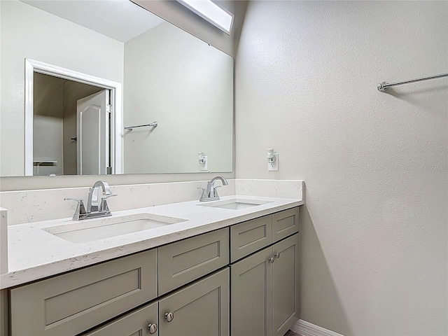 3975 Silverstream Ter, Sanford, FL 32771 - full bath with double vanity