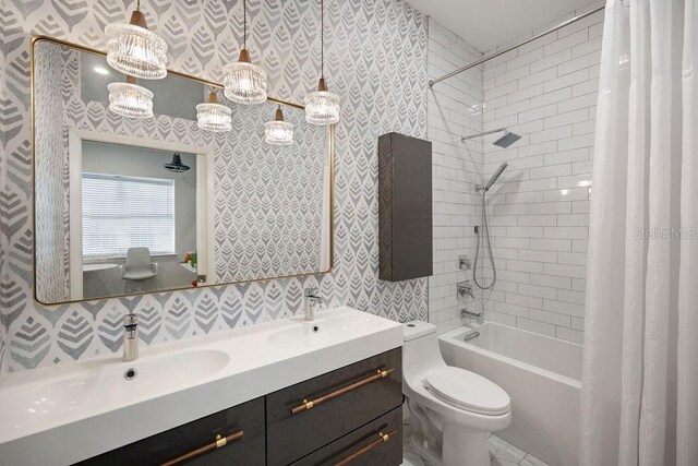 6047 Blakeford Dr, Windermere, FL 34786 - full bathroom featuring wallpapered walls, shower / bath combo with shower curtain, and double vanity