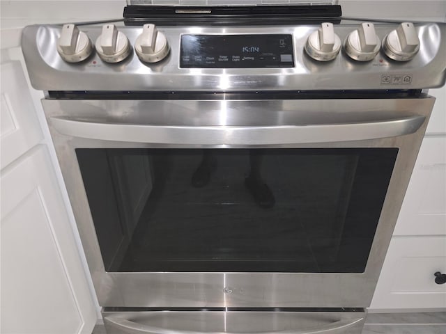 3030 Clubview Dr Unit Ge, Orlando, FL 32822 - detailed view of stainless steel countertops