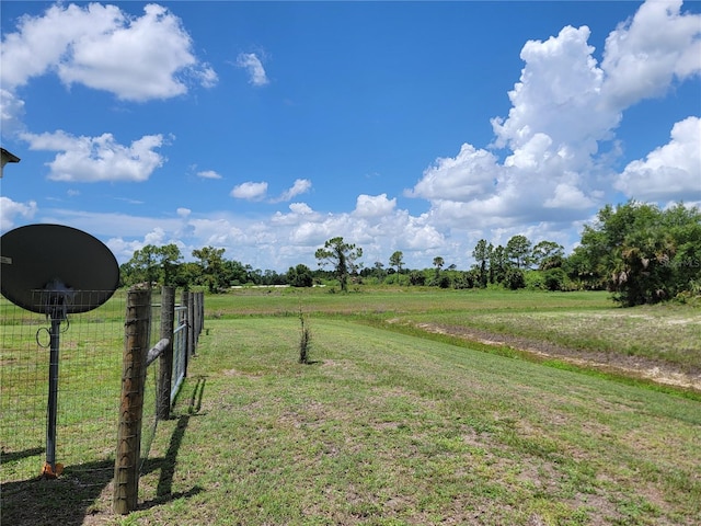 5037 S Obispo Cir, Labelle, FL 33935 - view of yard with a view of countryside