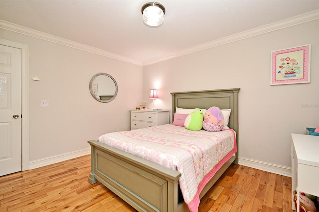 1653 Cheyenne Trl, Maitland, FL 32751 - bedroom with crown molding and light wood-style floors