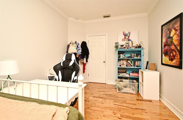 1653 Cheyenne Trl, Maitland, FL 32751 - bedroom with crown molding and hardwood / wood-style flooring